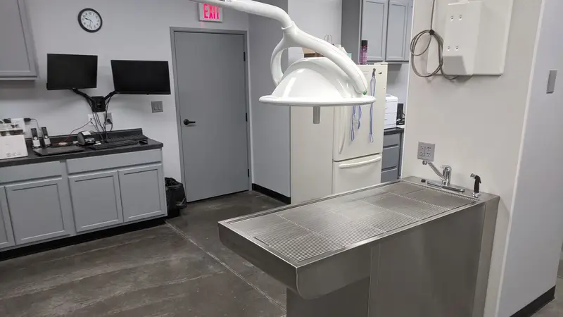Lone Tree Animal Care Center preview