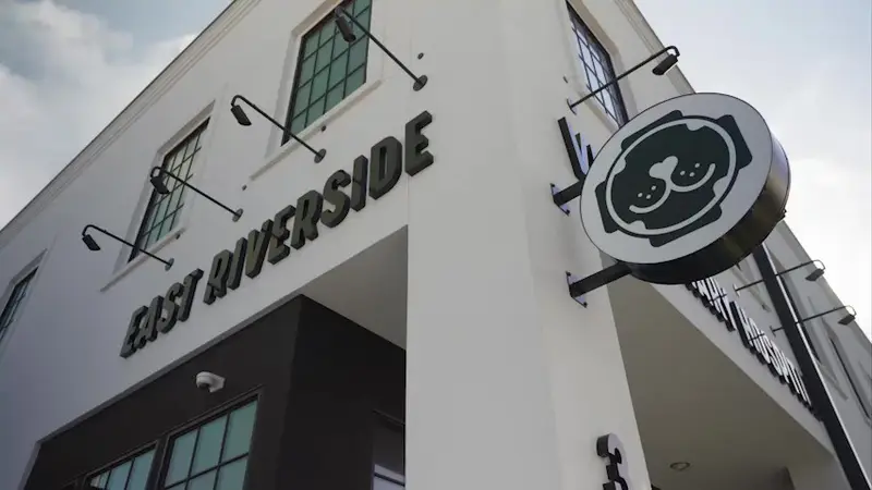 East Riverside Veterinary Hospital preview